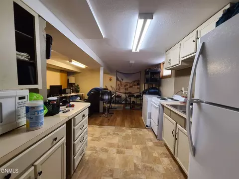 Kitchen - 709 3rd St NW, Mandan, ND 58554 photo 5 of 6