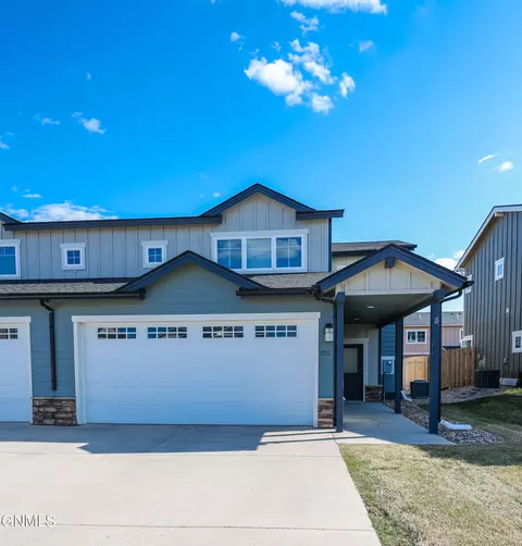 2711 28th St W, Williston, ND 58801
