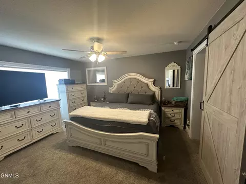 709 Sunrise Ct, Sidney, MT 59270 photo 13