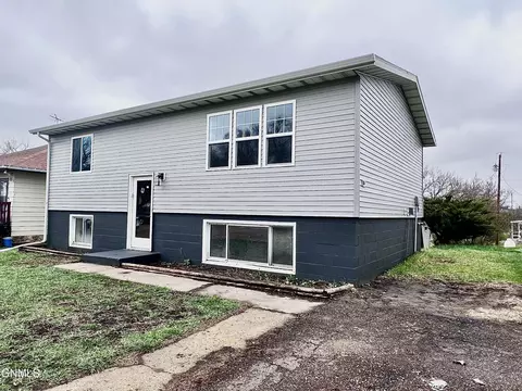 116 College St, Flasher, ND 58535 photo 2