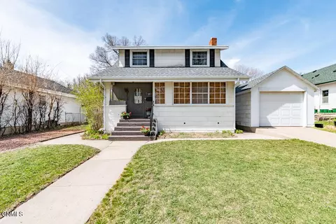 316 W Custer Park St, Bismarck, ND 58501