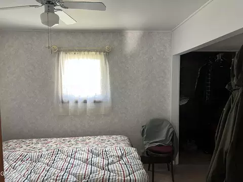 518 W Broadway, Williston, ND 58801 photo 8
