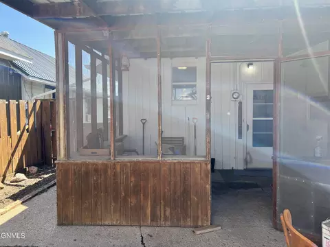 518 W Broadway, Williston, ND 58801 photo 14