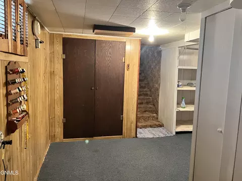 518 W Broadway, Williston, ND 58801 photo 11