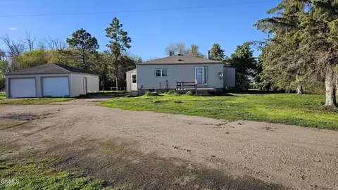 5857 107th Ave SE, Litchville, ND 58461