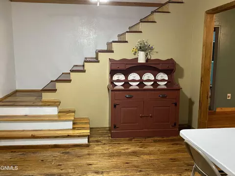 Entry Way - 214 Parker St, Alamo, ND 58830 photo 4 of 4