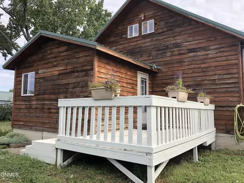 Exterior - 214 Parker St, Alamo, ND 58830 photo 13 of 23