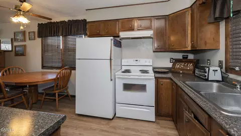 2107 Boulevard Ave E, Bismarck, ND 58501 photo 7