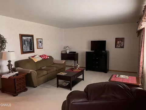 Living - 1733 9th St, Bismarck, ND 58501 photo 1 of 2