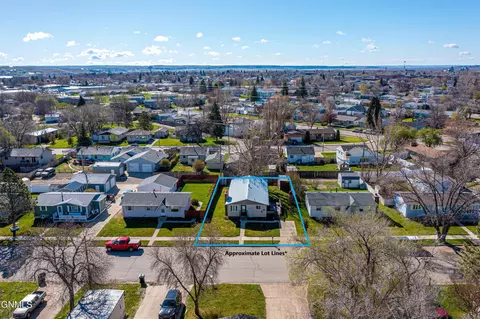 View/Area - 1912 9th Ave W, Williston, ND 58801 photo 2 of 7