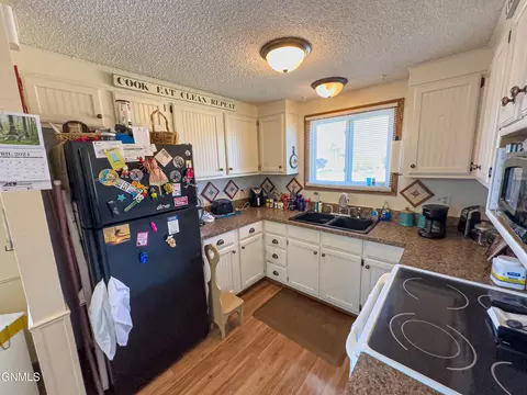 Kitchen - 1912 9th Ave W, Williston, ND 58801 photo 2 of 2