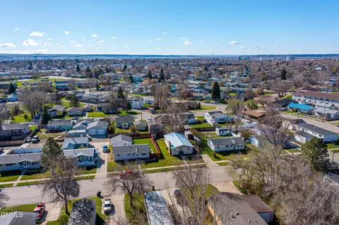 View/Area - 1912 9th Ave W, Williston, ND 58801 photo 3 of 7