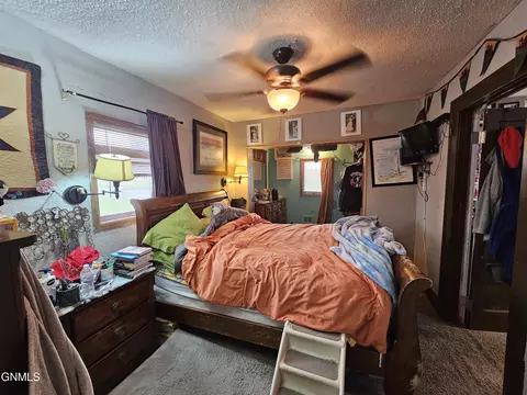 307 Robinson St, Grenora, ND 58845 photo 16