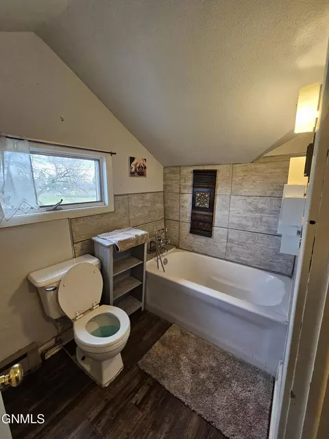 307 Robinson St, Grenora, ND 58845 photo 22