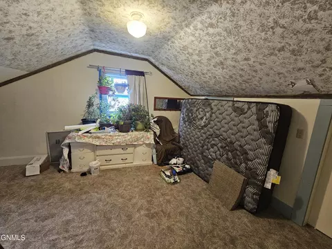 307 Robinson St, Grenora, ND 58845 photo 19