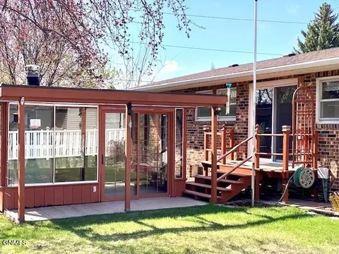 Exterior - 315 E Capitol Ave, Bismarck, ND 58501 photo 4 of 6