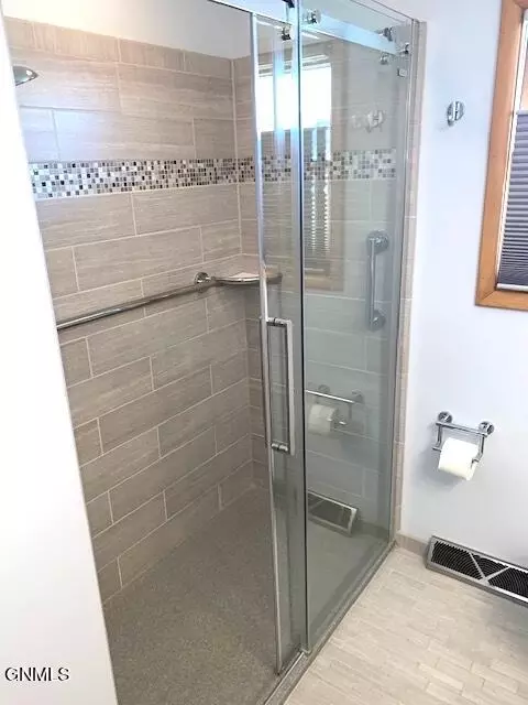 Bath - 315 E Capitol Ave, Bismarck, ND 58501 photo 1 of 3