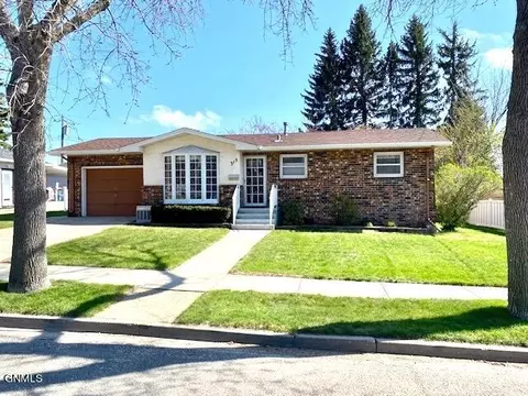 315 E Capitol Ave, Bismarck, ND 58501