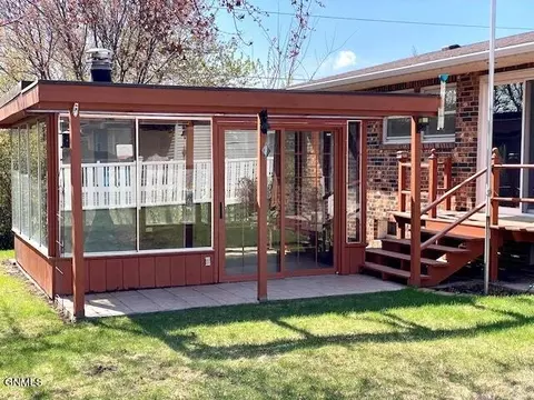 Exterior - 315 E Capitol Ave, Bismarck, ND 58501 photo 3 of 6
