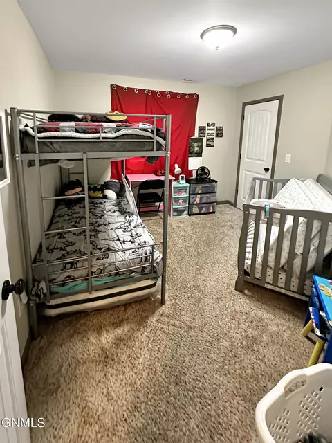 Bedroom - 5804 Anna Ave, Williston, ND 58801 photo 4 of 5