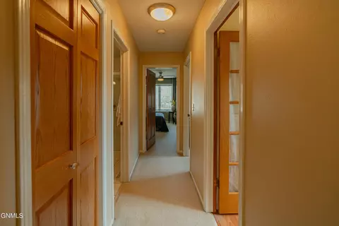 Entry Way - 843 Munich Dr, Bismarck, ND 58504 photo 2 of 12
