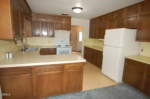 12255 County Road 350, Sidney, MT 59270 photo 4