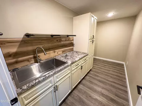 5462 Freshwater Ln, Williston, ND 58801 photo 49