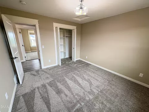 5462 Freshwater Ln, Williston, ND 58801 photo 40