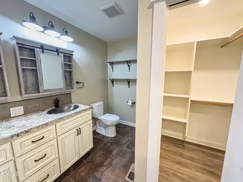 5462 Freshwater Ln, Williston, ND 58801 photo 17