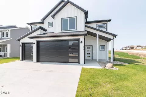 Exterior - 4801 Cornice Loop, Bismarck, ND 58503 photo 2 of 6