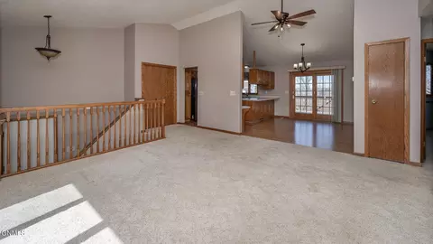 Living - 449 13th St E, Dickinson, ND 58601 photo 2 of 3