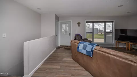 Entry Way - 425 5th Ave NW, Killdeer, ND 58640 photo 1 of 2