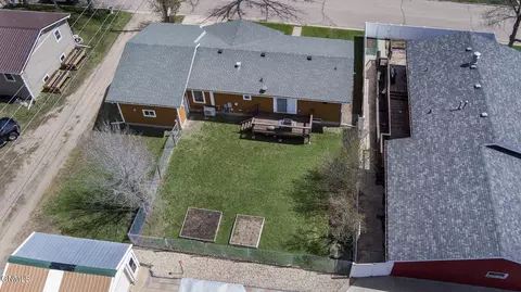 View/Area - 425 5th Ave NW, Killdeer, ND 58640 photo 3 of 4