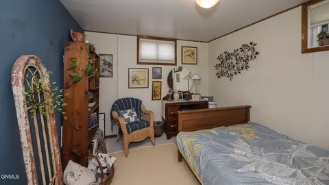 606 1st Ave E, Dickinson, ND 58601 photo 23