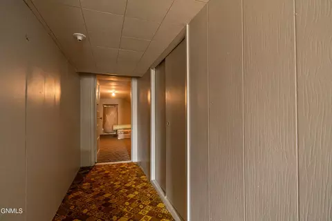 Entry Way - 4950 27th Ave, Mandan, ND 58554 photo 5 of 8