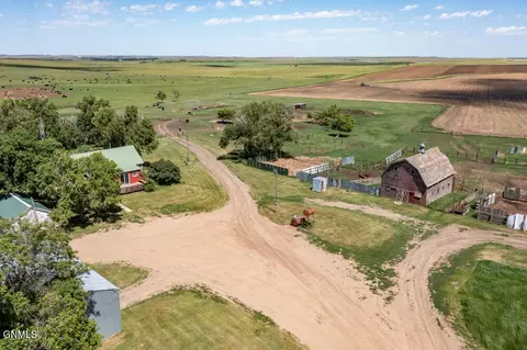 4950 27th Ave, Mandan, ND 58554