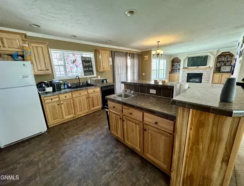 205 3rd Ave E, Lignite, ND 58752 photo 4