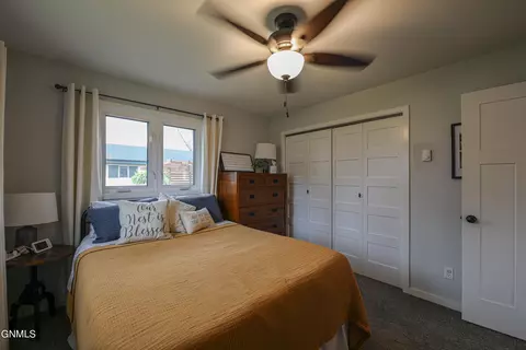 1706 E Omaha Dr, Bismarck, ND 58504 photo 29
