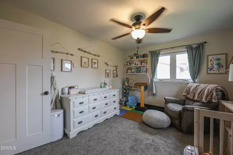 1706 E Omaha Dr, Bismarck, ND 58504 photo 32