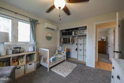 1706 E Omaha Dr, Bismarck, ND 58504 photo 33