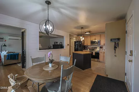 1706 E Omaha Dr, Bismarck, ND 58504 photo 11