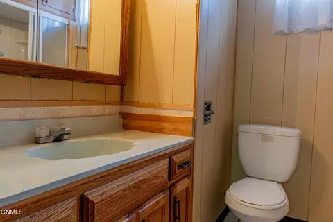 609 Meadow Ln, Bismarck, ND 58504 photo 38