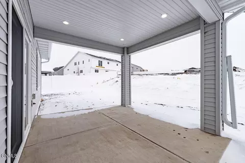 5710 Titanium Dr, Bismarck, ND 58503 photo 27