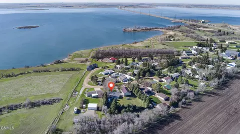 1445 33s Ave NW, Coleharbor, ND 58531