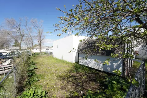 910 6th Ave SE, Jamestown, ND 58401 photo 16