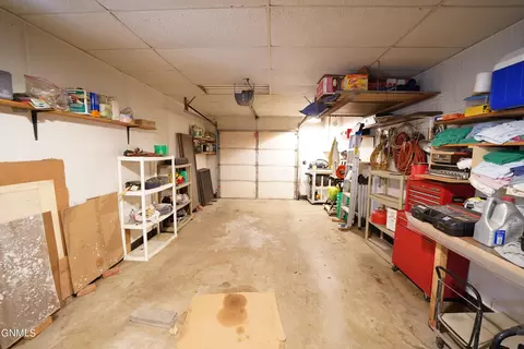 910 6th Ave SE, Jamestown, ND 58401 photo 18