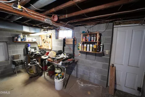 910 6th Ave SE, Jamestown, ND 58401 photo 13