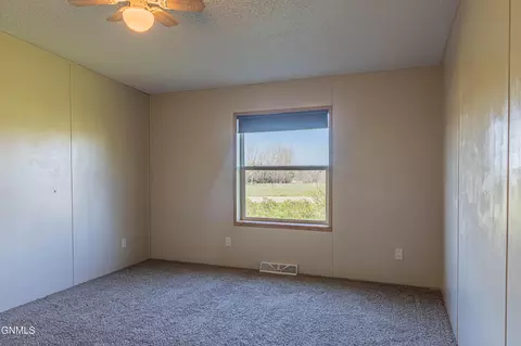 8475 Windmill Rd, Bismarck, ND 58504 photo 30