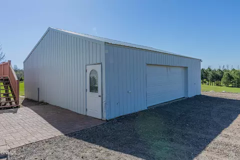 8475 Windmill Rd, Bismarck, ND 58504 photo 47