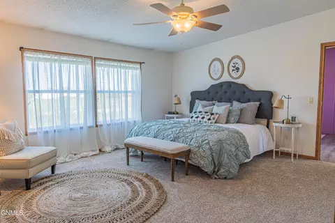 8475 Windmill Rd, Bismarck, ND 58504 photo 17